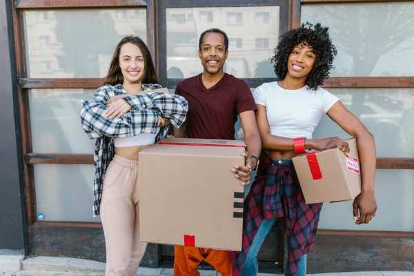 How Can UK Businesses Adapt to Technological Advancements Efficiently?